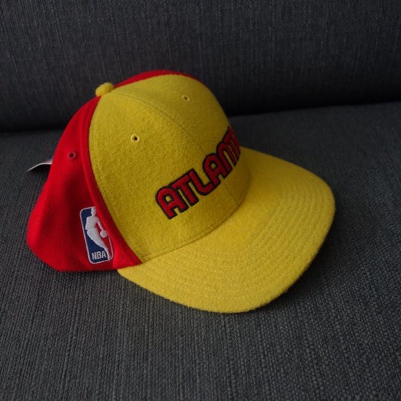 Nike NBA Atlanta Hawks Rewind Pro Swooshflex 4 2002 Baseball Cap - Picture 2 of 16